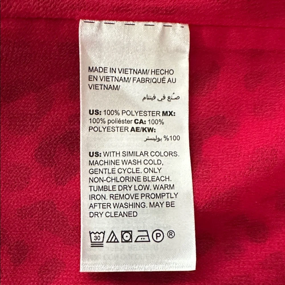 Chico’s Red Leopard Tie-Neck Blouse Size 3 (16) XL - Picture 16 of 16